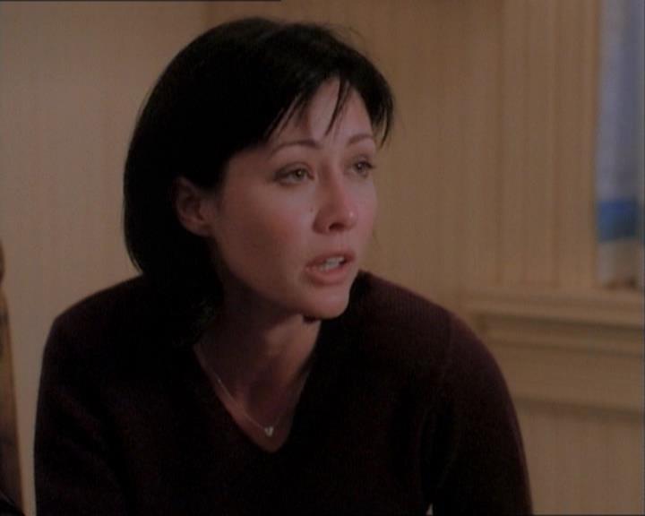 Charmed-Online_dot_net-1x03ThankYouForNotMorphing1182.jpg