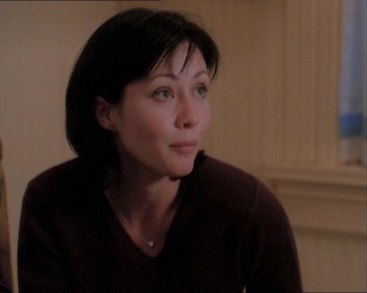 Charmed-Online_dot_net-1x03ThankYouForNotMorphing1184.jpg