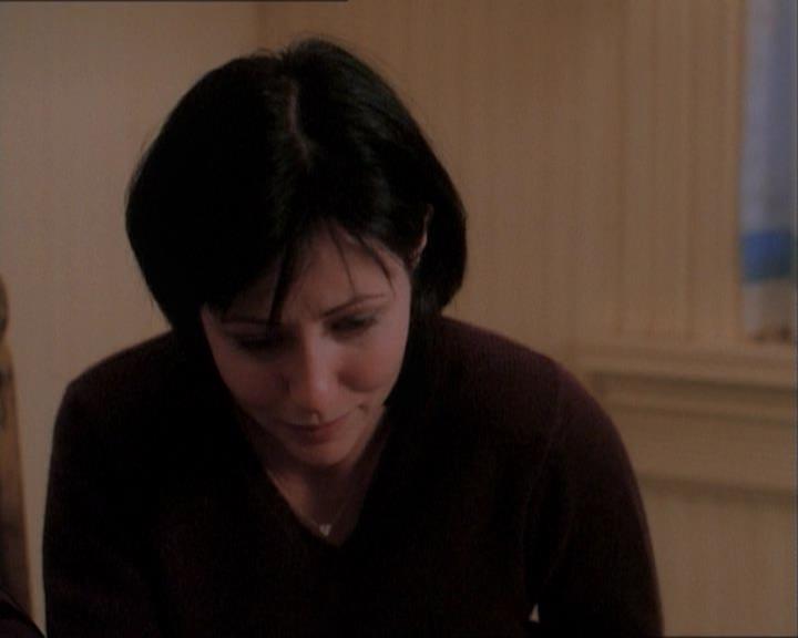 Charmed-Online_dot_net-1x03ThankYouForNotMorphing1195.jpg