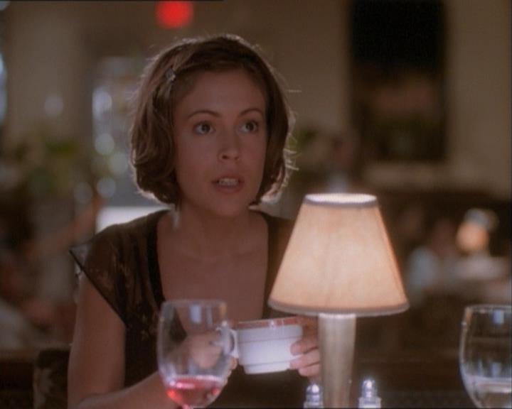 Charmed-Online_dot_net-1x03ThankYouForNotMorphing1234.jpg Charmed-Online_dot_net-1x03ThankYouForNotMorphing1234.jpg