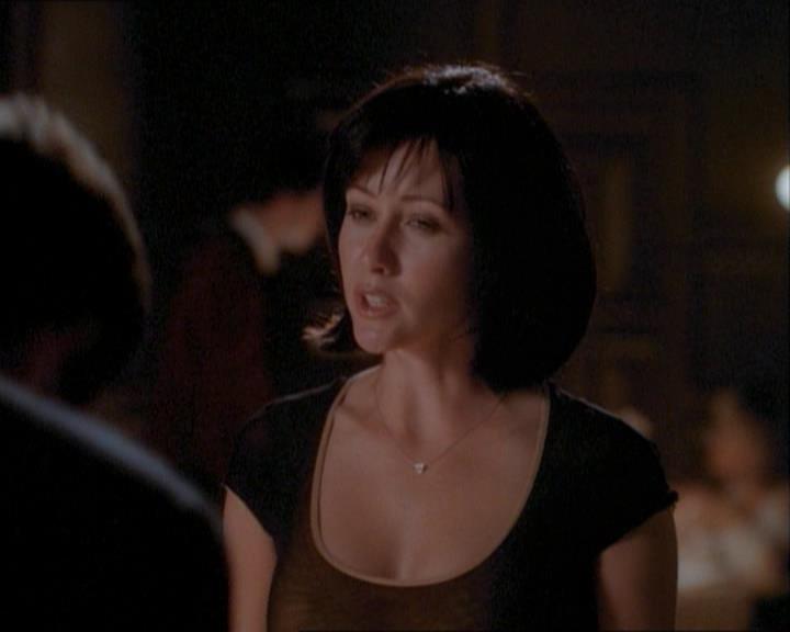 Charmed-Online_dot_net-1x03ThankYouForNotMorphing1247.jpg