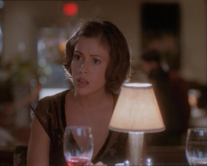 Charmed-Online_dot_net-1x03ThankYouForNotMorphing1307.jpg
