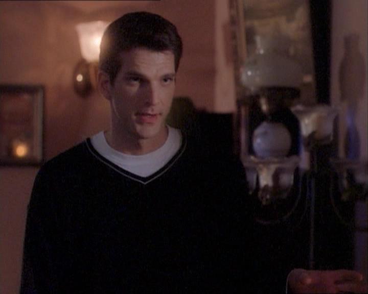 Charmed-Online_dot_net-1x03ThankYouForNotMorphing1354.jpg