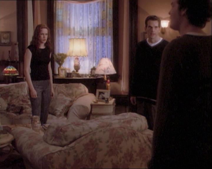 Charmed-Online_dot_net-1x03ThankYouForNotMorphing1355.jpg