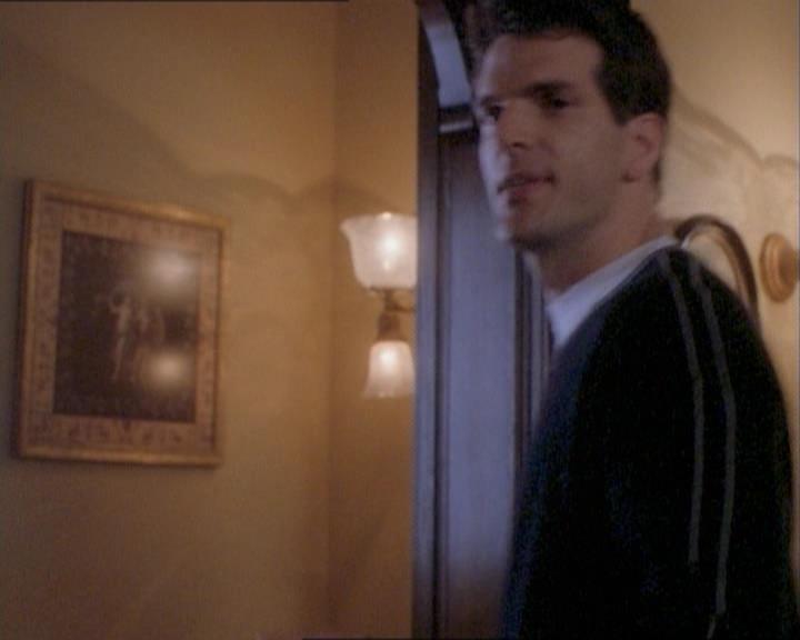 Charmed-Online_dot_net-1x03ThankYouForNotMorphing1381.jpg Charmed-Online_dot_net-1x03ThankYouForNotMorphing1381.jpg