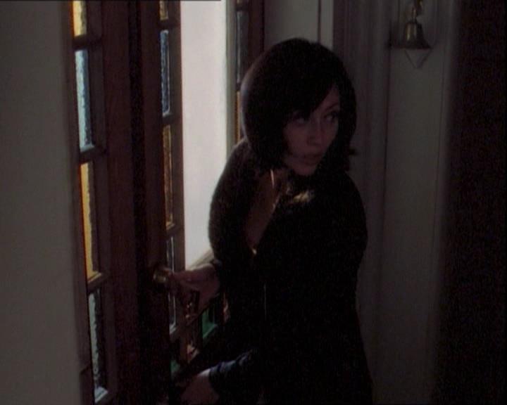 Charmed-Online_dot_net-1x03ThankYouForNotMorphing1393.jpg