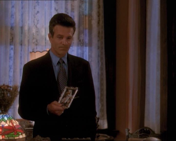 Charmed-Online_dot_net-1x03ThankYouForNotMorphing1438.jpg Charmed-Online_dot_net-1x03ThankYouForNotMorphing1438.jpg