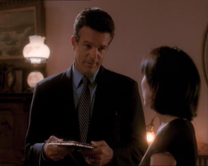 Charmed-Online_dot_net-1x03ThankYouForNotMorphing1452.jpg Charmed-Online_dot_net-1x03ThankYouForNotMorphing1452.jpg