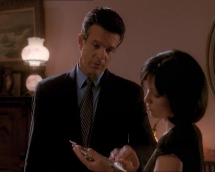 Charmed-Online_dot_net-1x03ThankYouForNotMorphing1455.jpg Charmed-Online_dot_net-1x03ThankYouForNotMorphing1455.jpg