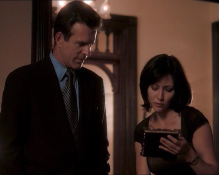 Charmed-Online_dot_net-1x03ThankYouForNotMorphing1459.jpg Charmed-Online_dot_net-1x03ThankYouForNotMorphing1459.jpg