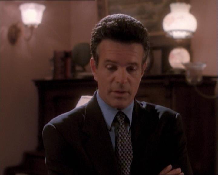 Charmed-Online_dot_net-1x03ThankYouForNotMorphing1510.jpg Charmed-Online_dot_net-1x03ThankYouForNotMorphing1510.jpg