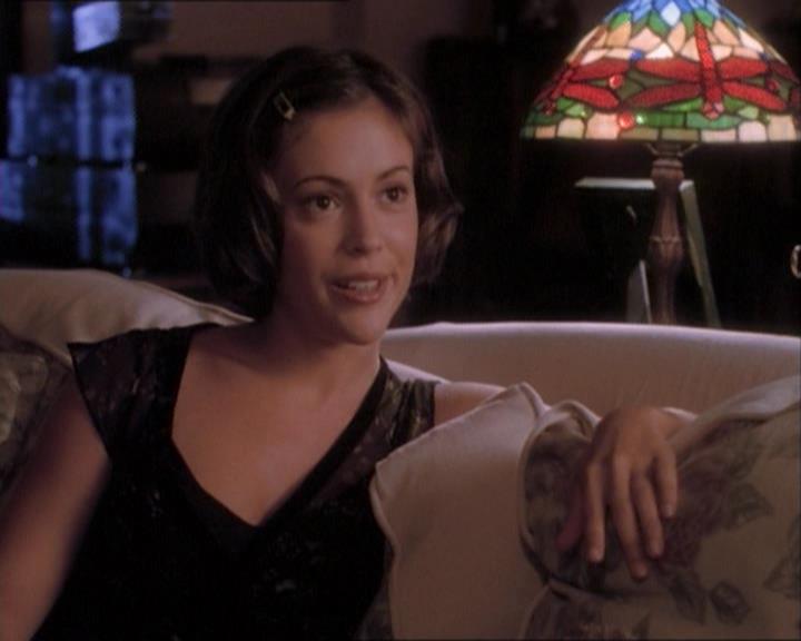Charmed-Online_dot_net-1x03ThankYouForNotMorphing1514.jpg Charmed-Online_dot_net-1x03ThankYouForNotMorphing1514.jpg
