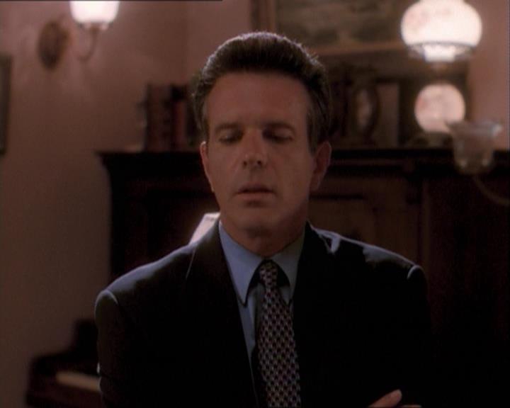 Charmed-Online_dot_net-1x03ThankYouForNotMorphing1516.jpg Charmed-Online_dot_net-1x03ThankYouForNotMorphing1516.jpg