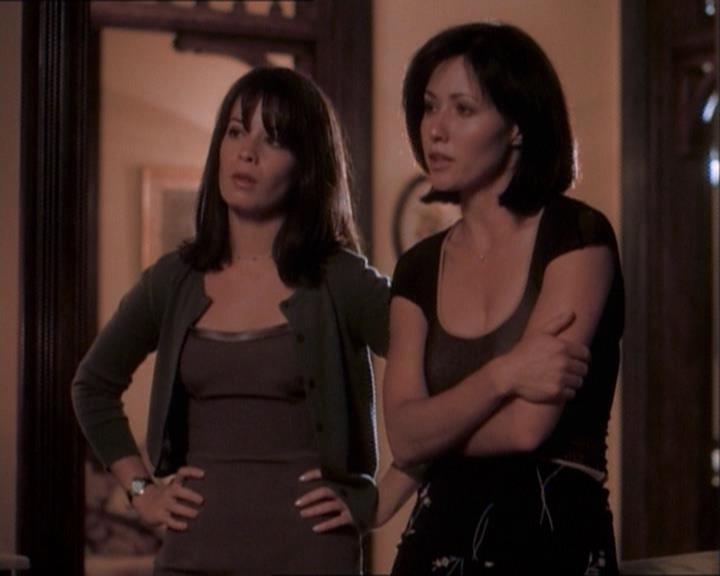 Charmed-Online_dot_net-1x03ThankYouForNotMorphing1518.jpg Charmed-Online_dot_net-1x03ThankYouForNotMorphing1518.jpg