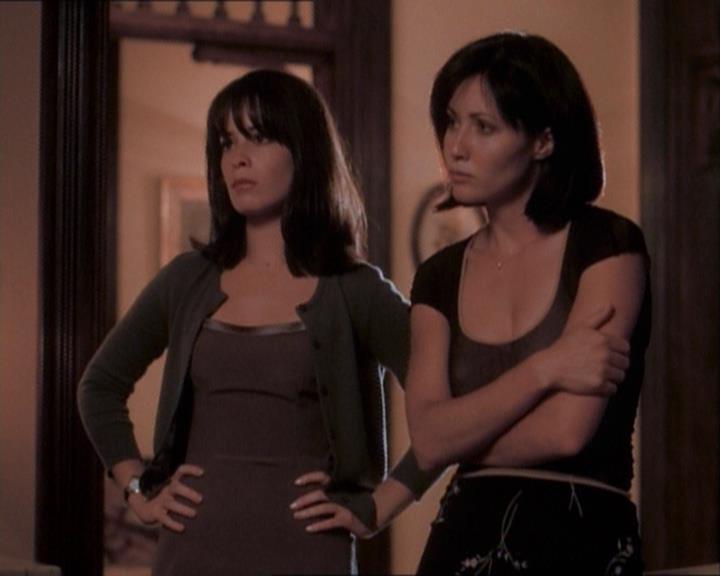 Charmed-Online_dot_net-1x03ThankYouForNotMorphing1525.jpg Charmed-Online_dot_net-1x03ThankYouForNotMorphing1525.jpg