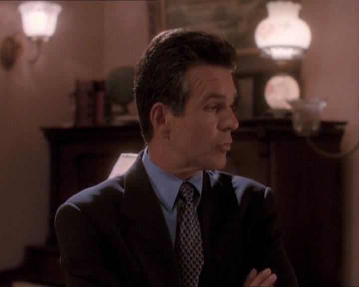 Charmed-Online_dot_net-1x03ThankYouForNotMorphing1534.jpg Charmed-Online_dot_net-1x03ThankYouForNotMorphing1534.jpg