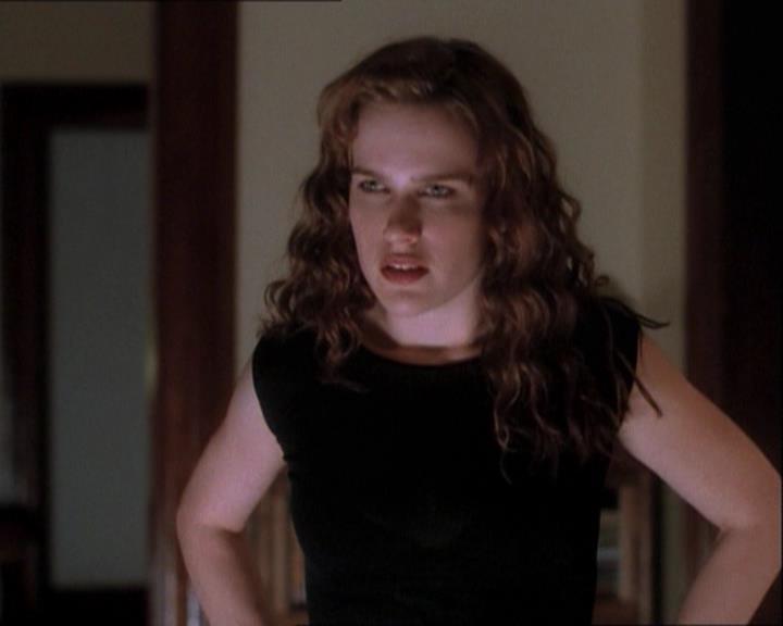 Charmed-Online_dot_net-1x03ThankYouForNotMorphing1582.jpg Charmed-Online_dot_net-1x03ThankYouForNotMorphing1582.jpg