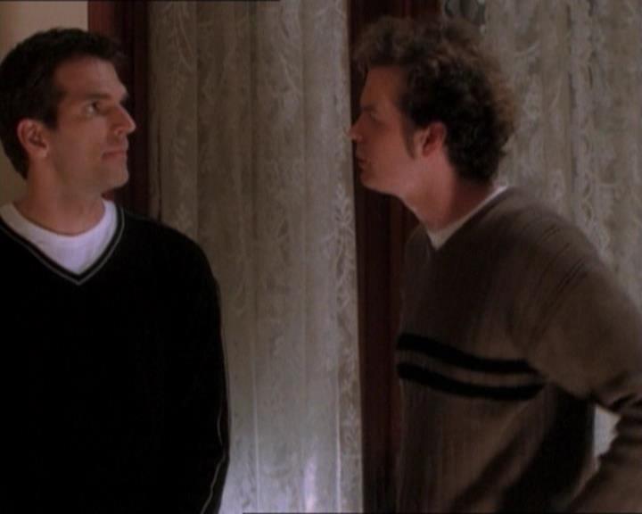 Charmed-Online_dot_net-1x03ThankYouForNotMorphing1590.jpg