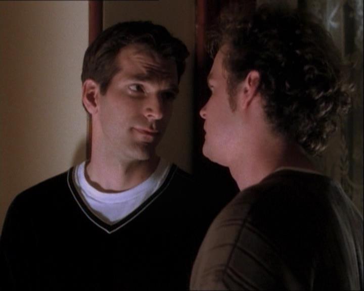 Charmed-Online_dot_net-1x03ThankYouForNotMorphing1594.jpg Charmed-Online_dot_net-1x03ThankYouForNotMorphing1594.jpg