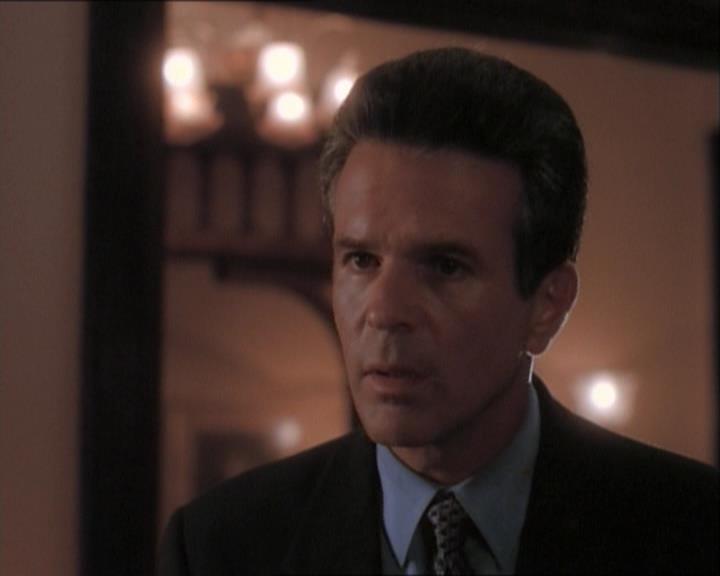 Charmed-Online_dot_net-1x03ThankYouForNotMorphing1679.jpg Charmed-Online_dot_net-1x03ThankYouForNotMorphing1679.jpg