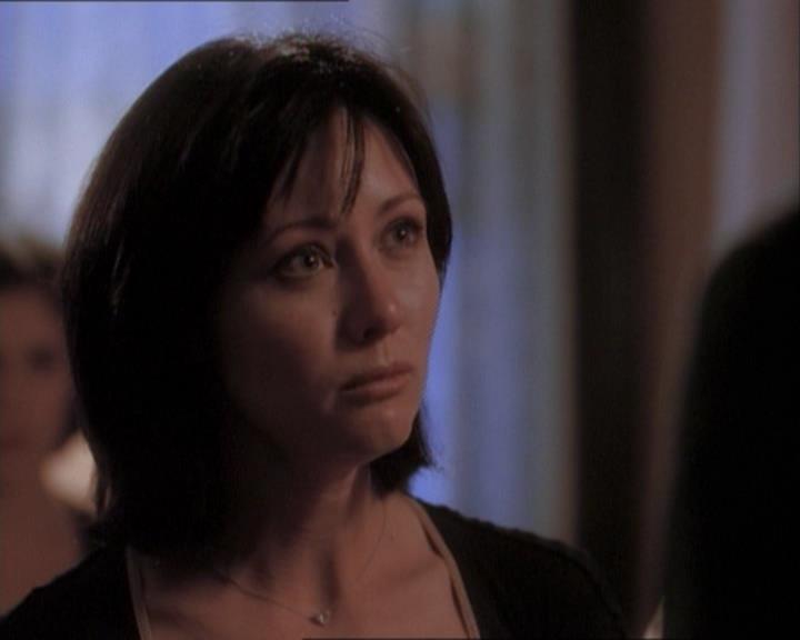 Charmed-Online_dot_net-1x03ThankYouForNotMorphing1699.jpg