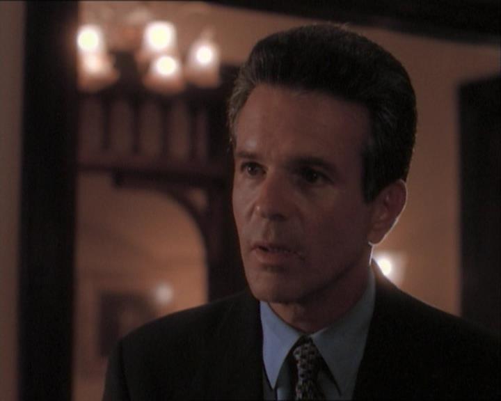 Charmed-Online_dot_net-1x03ThankYouForNotMorphing1700.jpg Charmed-Online_dot_net-1x03ThankYouForNotMorphing1700.jpg