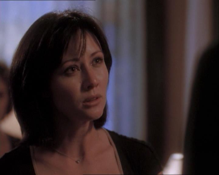 Charmed-Online_dot_net-1x03ThankYouForNotMorphing1711.jpg Charmed-Online_dot_net-1x03ThankYouForNotMorphing1711.jpg