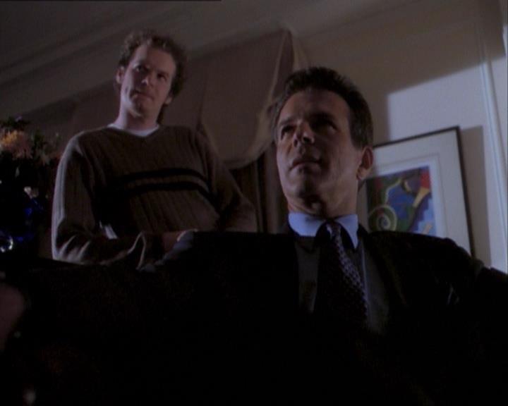 Charmed-Online_dot_net-1x03ThankYouForNotMorphing1889.jpg Charmed-Online_dot_net-1x03ThankYouForNotMorphing1889.jpg