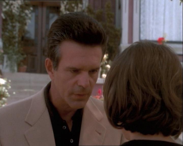 Charmed-Online_dot_net-1x03ThankYouForNotMorphing2028.jpg Charmed-Online_dot_net-1x03ThankYouForNotMorphing2028.jpg