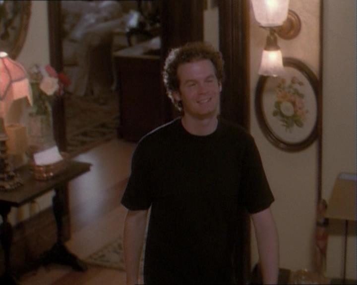 Charmed-Online_dot_net-1x03ThankYouForNotMorphing2083.jpg Charmed-Online_dot_net-1x03ThankYouForNotMorphing2083.jpg