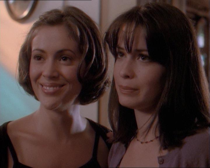 Charmed-Online_dot_net-1x03ThankYouForNotMorphing2249.jpg Charmed-Online_dot_net-1x03ThankYouForNotMorphing2249.jpg
