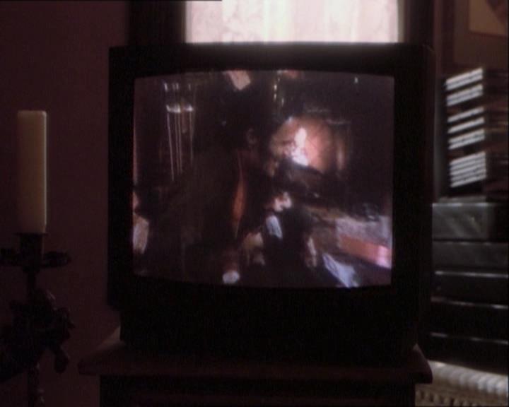 Charmed-Online_dot_net-1x03ThankYouForNotMorphing2388.jpg Charmed-Online_dot_net-1x03ThankYouForNotMorphing2388.jpg