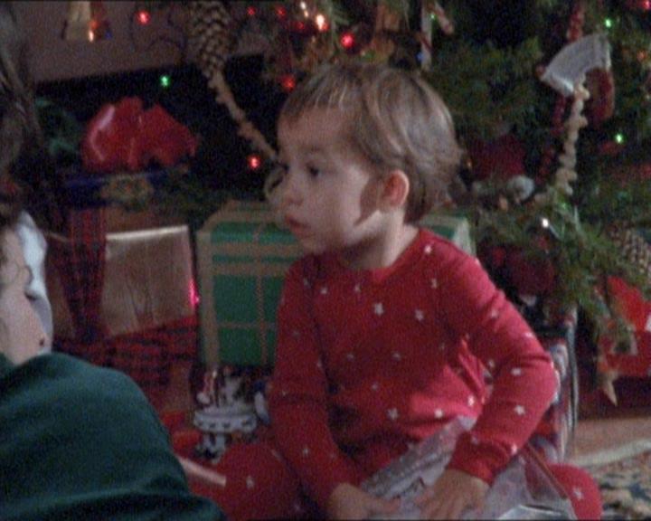 Charmed-Online_dot_net-1x03ThankYouForNotMorphing2415.jpg Charmed-Online_dot_net-1x03ThankYouForNotMorphing2415.jpg