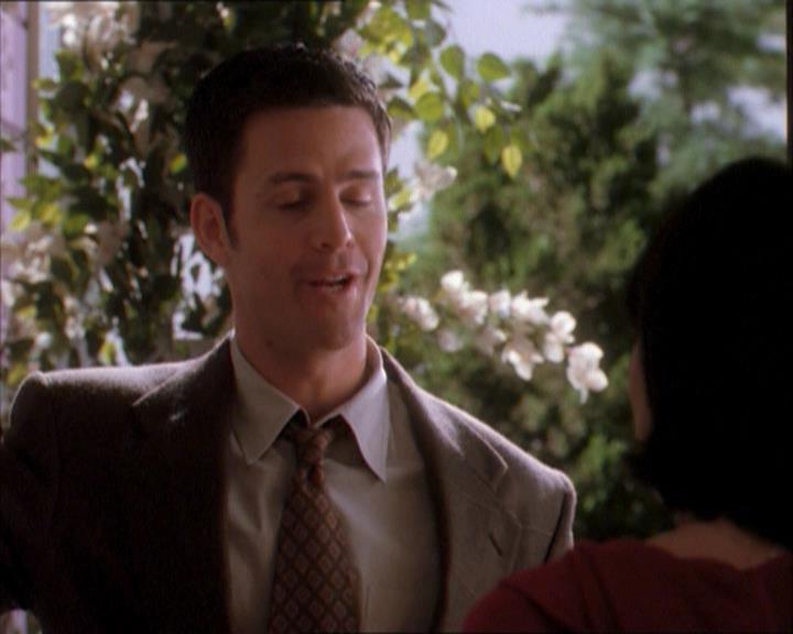 Charmed-Online_dot_net-1x04DeadManDating0011.jpg Charmed-Online_dot_net-1x04DeadManDating0011.jpg