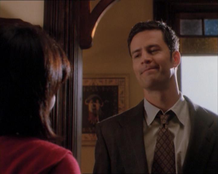Charmed-Online_dot_net-1x04DeadManDating0071.jpg Charmed-Online_dot_net-1x04DeadManDating0071.jpg