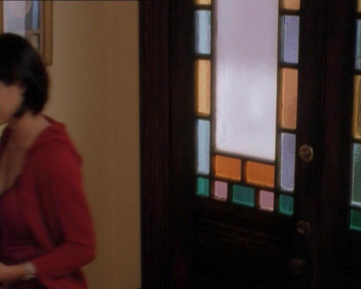 Charmed-Online_dot_net-1x04DeadManDating0081.jpg