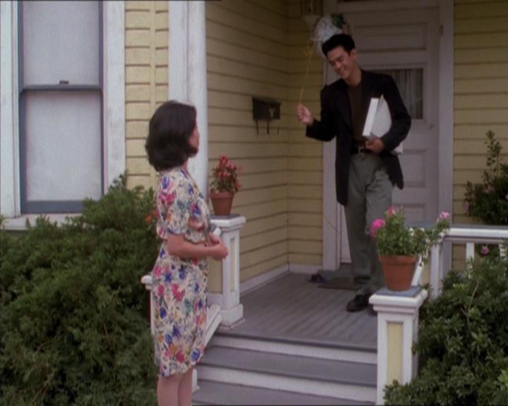 Charmed-Online_dot_net-1x04DeadManDating0113.jpg Charmed-Online_dot_net-1x04DeadManDating0113.jpg