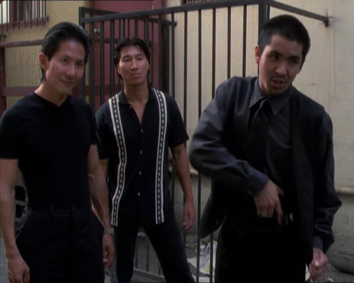 Charmed-Online_dot_net-1x04DeadManDating0160.jpg Charmed-Online_dot_net-1x04DeadManDating0160.jpg