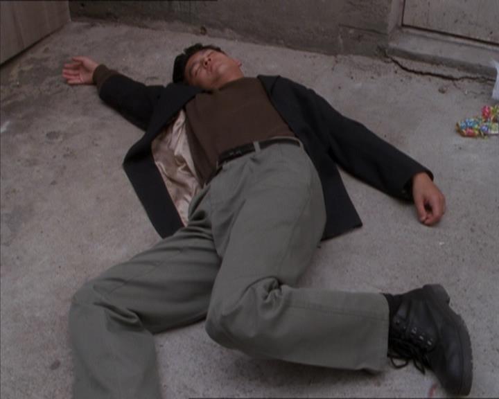 Charmed-Online_dot_net-1x04DeadManDating0173.jpg Charmed-Online_dot_net-1x04DeadManDating0173.jpg