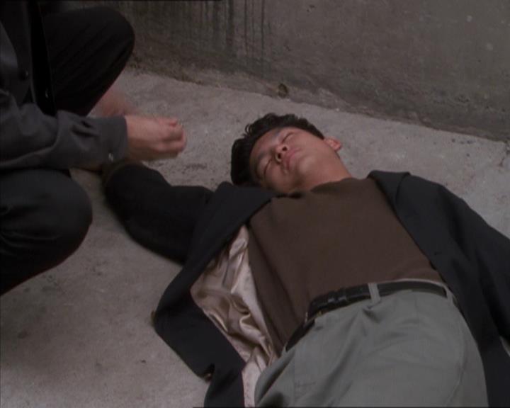 Charmed-Online_dot_net-1x04DeadManDating0181.jpg Charmed-Online_dot_net-1x04DeadManDating0181.jpg