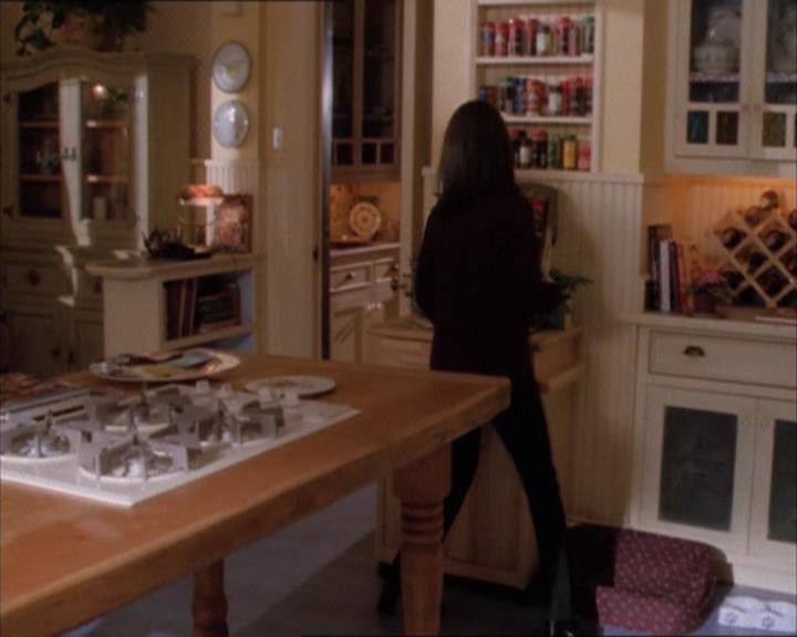 Charmed-Online_dot_net-1x04DeadManDating0272.jpg Charmed-Online_dot_net-1x04DeadManDating0272.jpg