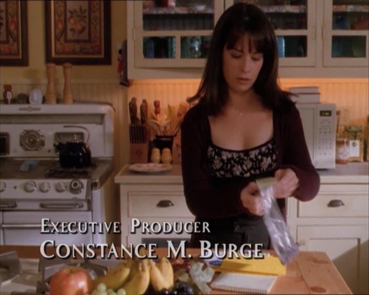 Charmed-Online_dot_net-1x04DeadManDating0283.jpg