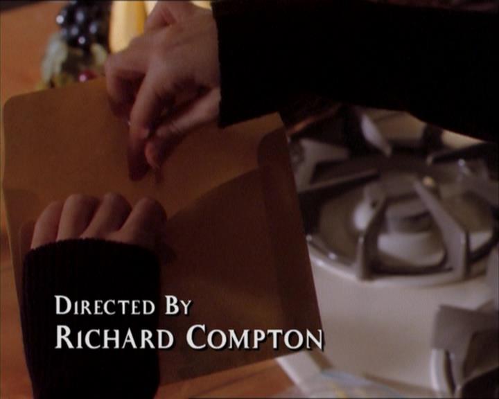 Charmed-Online_dot_net-1x04DeadManDating0289.jpg Charmed-Online_dot_net-1x04DeadManDating0289.jpg