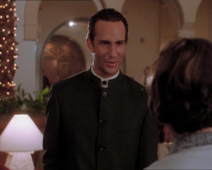 Charmed-Online_dot_net-1x04DeadManDating0431.jpg Charmed-Online_dot_net-1x04DeadManDating0431.jpg