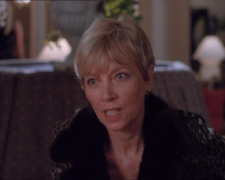 Charmed-Online_dot_net-1x04DeadManDating0543.jpg Charmed-Online_dot_net-1x04DeadManDating0543.jpg