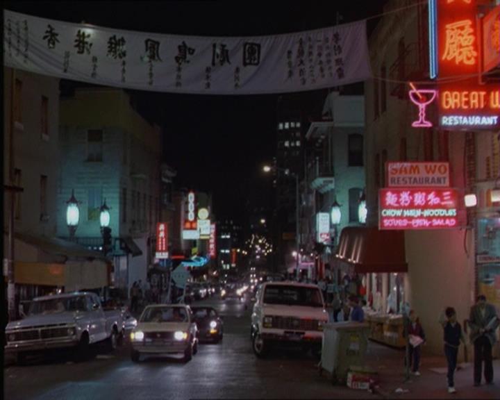 Charmed-Online_dot_net-1x04DeadManDating0716.jpg Charmed-Online_dot_net-1x04DeadManDating0716.jpg