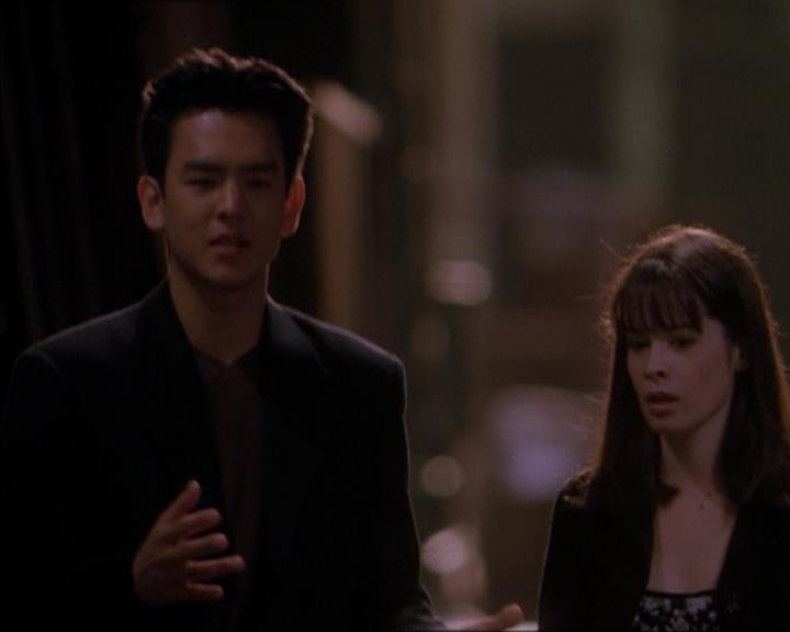 Charmed-Online_dot_net-1x04DeadManDating0745.jpg Charmed-Online_dot_net-1x04DeadManDating0745.jpg