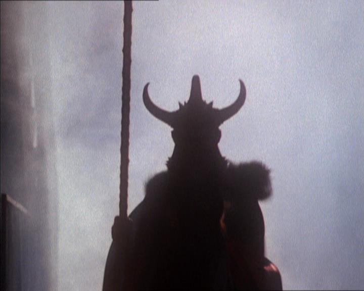 Charmed-Online_dot_net-1x04DeadManDating0761.jpg Charmed-Online_dot_net-1x04DeadManDating0761.jpg