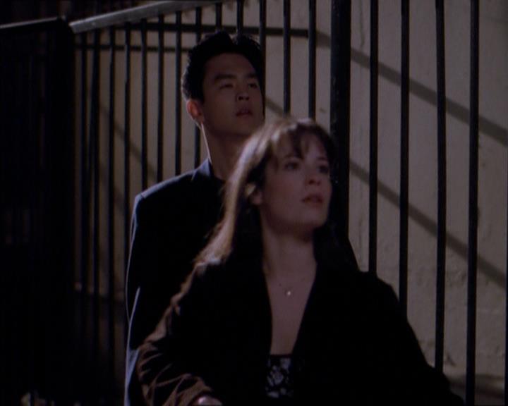 Charmed-Online_dot_net-1x04DeadManDating0763.jpg Charmed-Online_dot_net-1x04DeadManDating0763.jpg