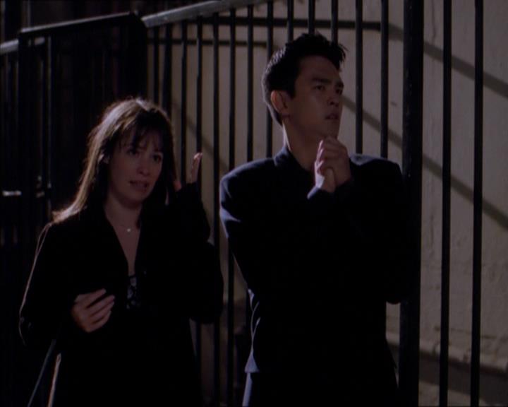 Charmed-Online_dot_net-1x04DeadManDating0782.jpg Charmed-Online_dot_net-1x04DeadManDating0782.jpg